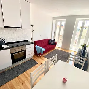 20-2 Castle View With French Terrace Apartment *