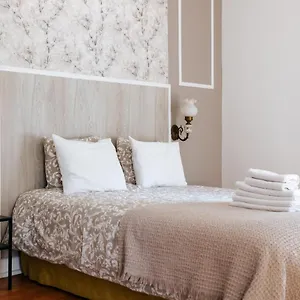 Guest house Center King Size Bird *
