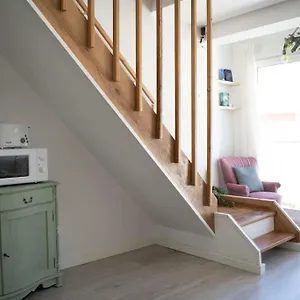 Duplex Overthetejo, 5 Min Belem Tower Apartment Lisbon
