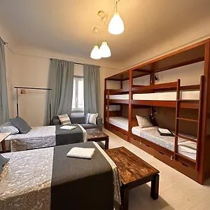 Hostel Ey Lisbon Guesthouse *