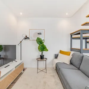 Campolide Duplex Apartment Lisbon