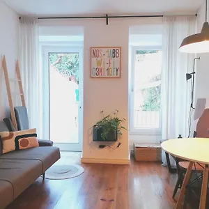 Casa Com Jardim Privado Apartment