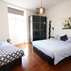 Apartment Baixa Sunny With A View!