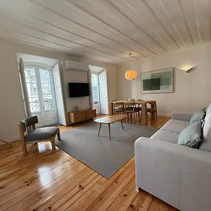 C1 Remodeld Beautiful Charming 2br - Bairro Alto Apartment