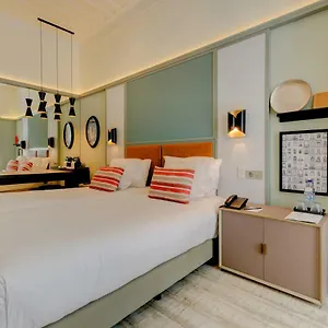 Vincci Baixa Hotel 4*