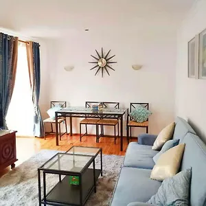 Baixa 208 Apartment-chiado