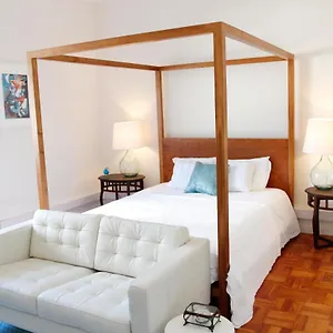Magnolia Bed & Breakfast *