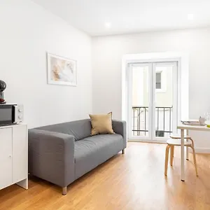 Apartment Altido Elegant Moments From Carmo Convent, In Bairro Alto *