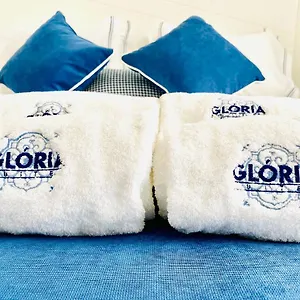 Gloria 10 Deluxe *