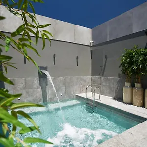 Portobay Marques Hotel 4*