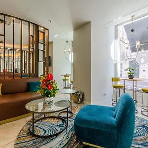 The 7 Hotel, Suites, & Hotel