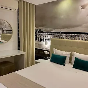 Aparthotel & By Lisbon