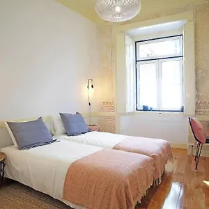 Bh2 Charm In Bohemian Bairro Alto * 4bdr * Old Style Apartment Lisbon