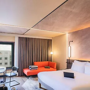 Novotel
