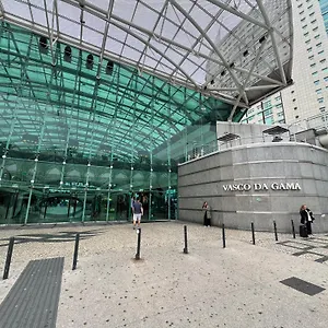 Oriente Station Airport *