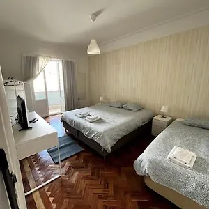 Privada 3 Grande Con Balcon Lisbon