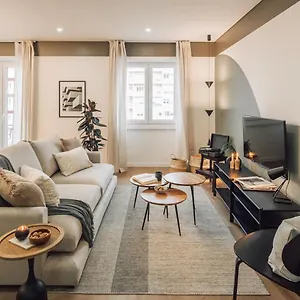 Apartamento Harlem - 2 Bedrooms & Office In Alvalade *