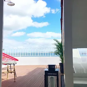 Apartment Design With Rooftop Terrace And 180-degree River&city Views Lisbon