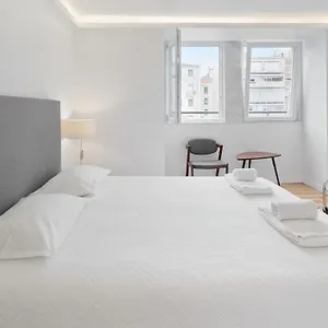 With Private Bathroom -alcantara * Lisbon
