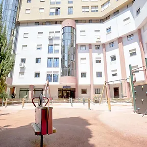 Executive In The Heart Of * Lisbon