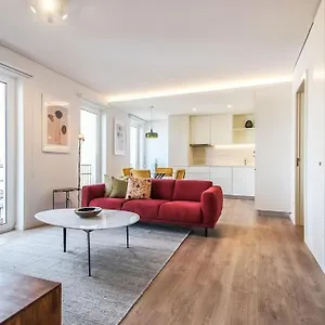 Outstanding Liberdade Spacious 2 Bedroom W Ac *