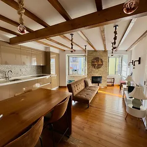 Alfama House *
