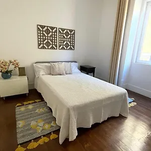 Casa Iza * Lisbon