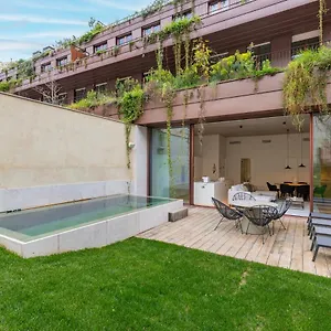 Apartment Hidden Pearl W/ Patio & Pool By Lovelystay