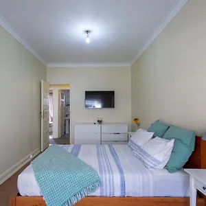 Evd-rentals Olival Bastos Homestay