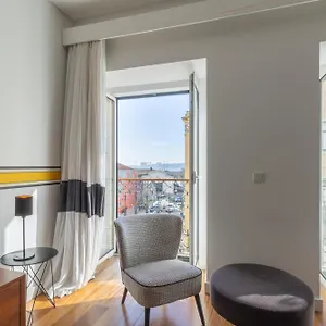 Spacious, Family Friendly 3br & 3wc. Ac/heating. * Lisbon
