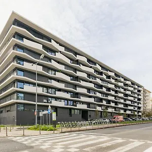 Oriente Apartment *