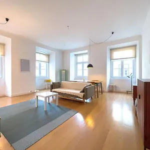 4 In Baixa Lisbona