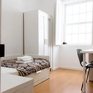 Santos By Madrabica Guest house