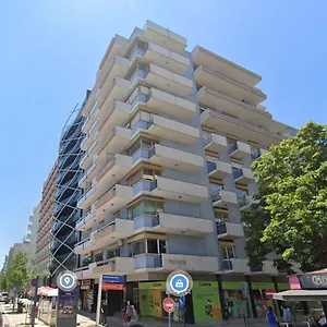 Republica83-campo Pequeno Guest house Lisbon